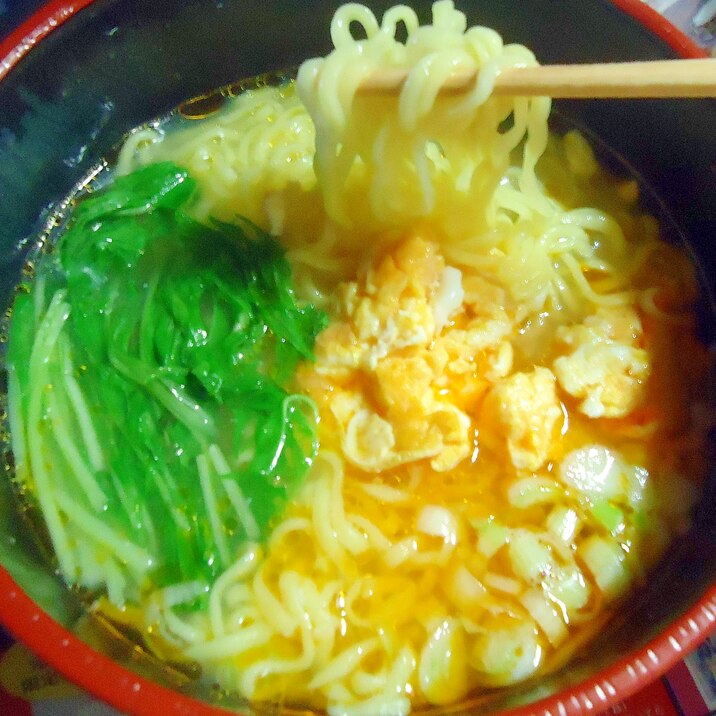 水菜たまご塩ラーメン